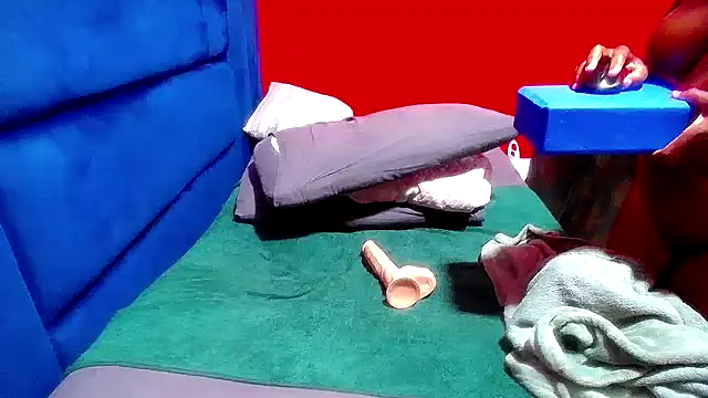 Lelety79 webcam