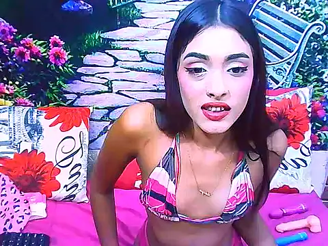 IndianPretty14u2Luv webcam