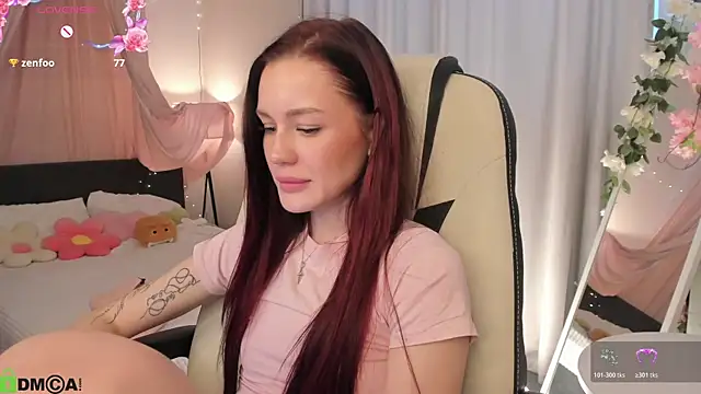Aria_Mila webcam