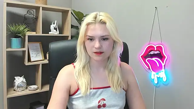 SweetLilyxo webcam
