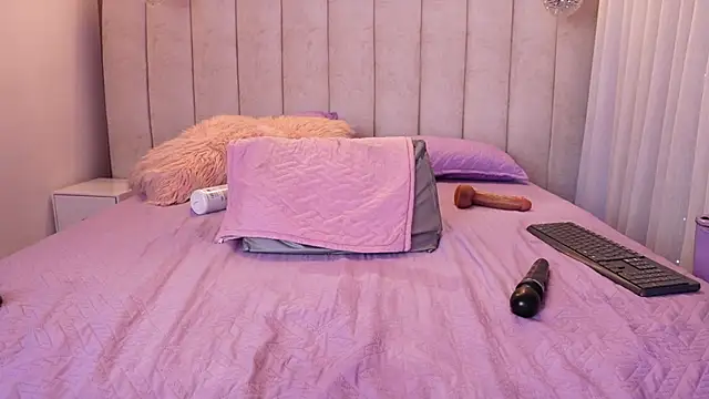 emyli_sw_ webcam