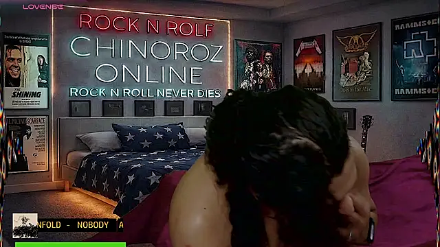 chino_roz webcam
