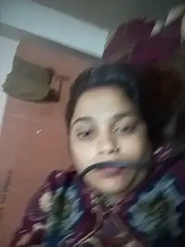 Trisha_71 webcam