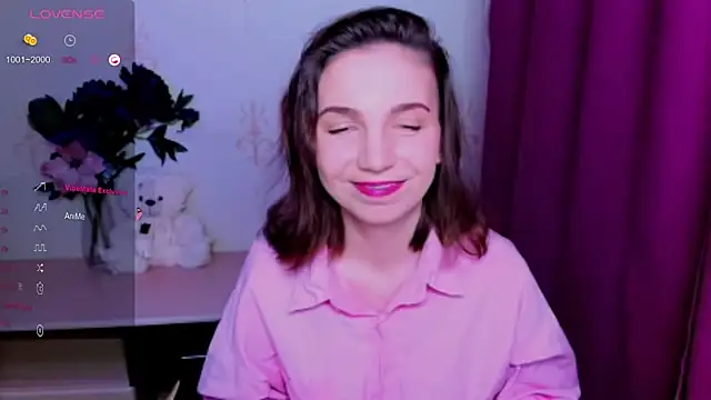 KindHazelHere_ webcam