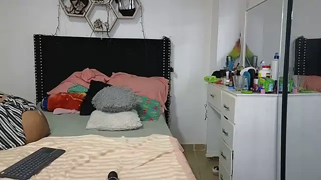 charlotte_077 webcam