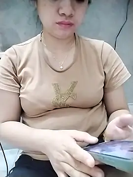 Girl_lovebaby webcam