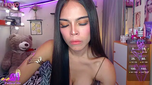 izabella_moore webcam
