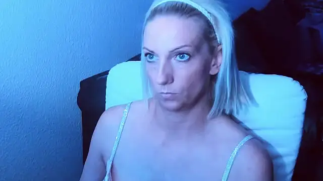 SexyJulia21 webcam