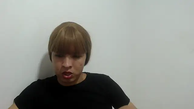 estefania224 webcam