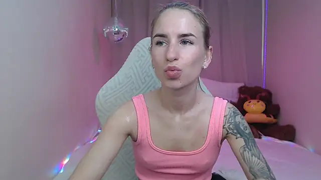 DeboraHorny webcam