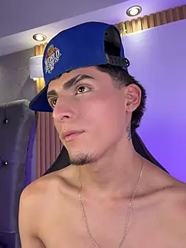 MateoMitchell webcam