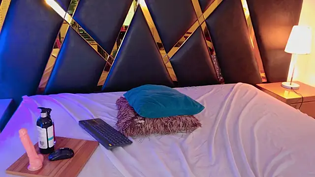 _MiaRouge_ webcam