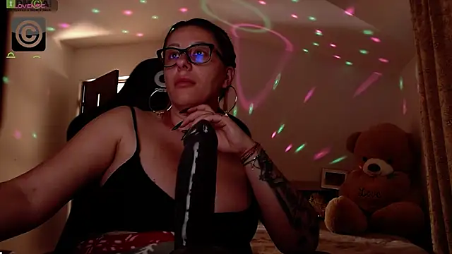 SonyaDevon webcam