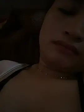 Cute-Sexyy webcam