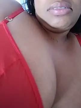 lia_mariana webcam
