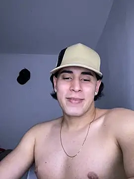 Maximuz1920 webcam