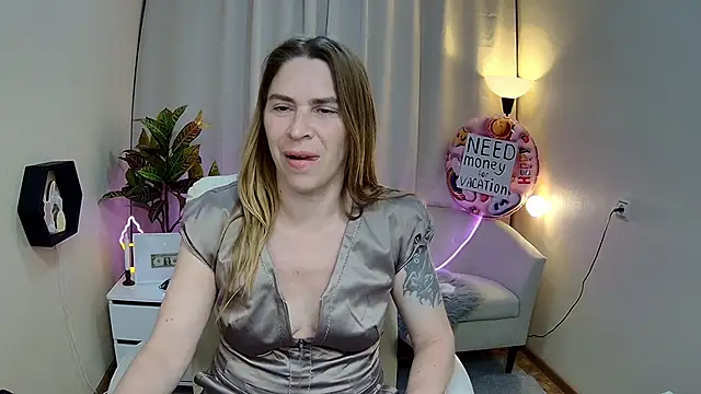 TessaDaybreak webcam
