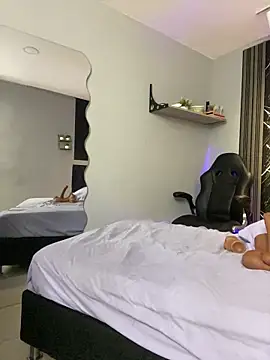 zafina_09 webcam
