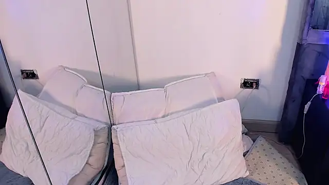 Ashly_bloom_ webcam