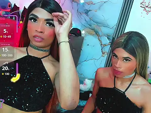 dollmia_and_sara webcam