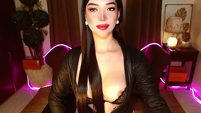 MouthWatering_Ayesha webcam