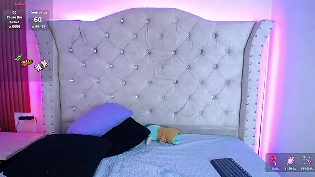 Elizabeth_Evans1 webcam