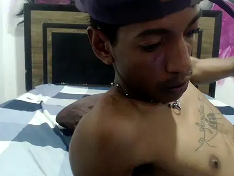 AlbertBigCock webcam