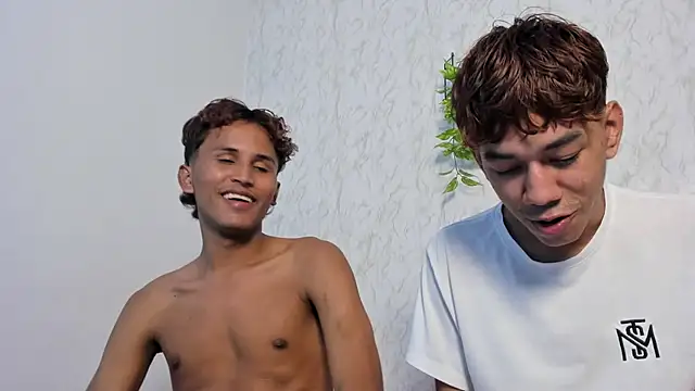 boys_yourparty webcam