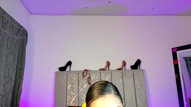 AndreaKinky webcam