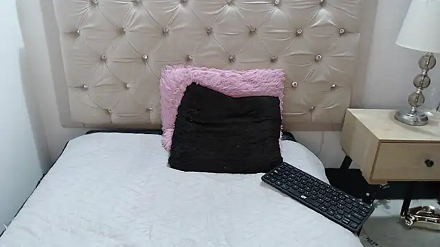 Taliana21 webcam