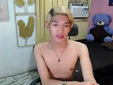 urasian_john18 webcam
