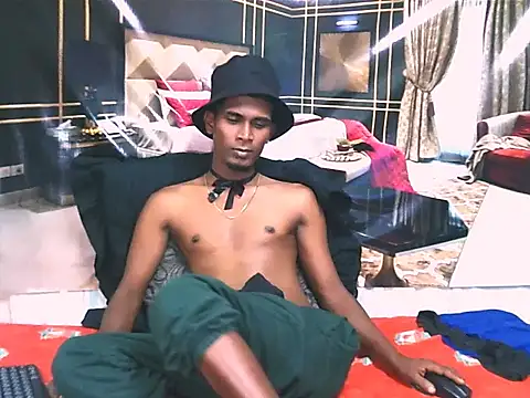 IndianThuggin webcam