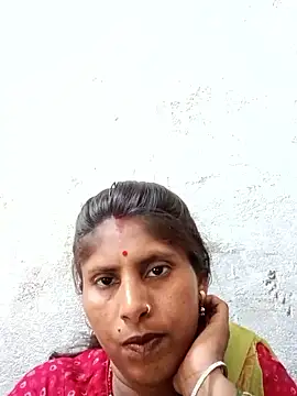 Maya_mohni webcam