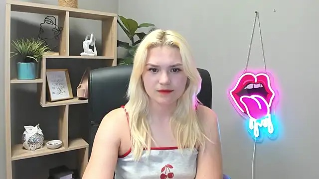 SweetLilyxo webcam