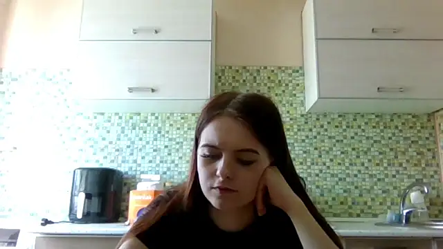 KikiAmino webcam