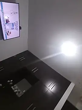 Nikki_milf69 webcam
