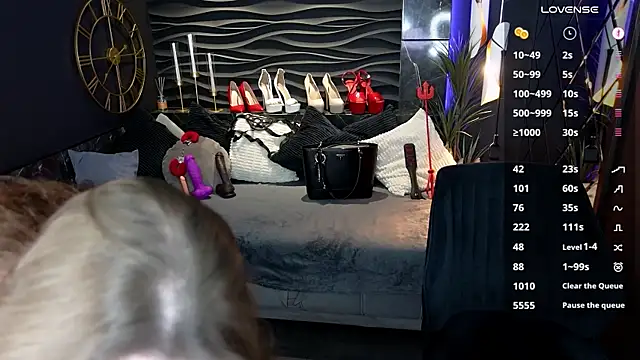 MistressDarsy webcam