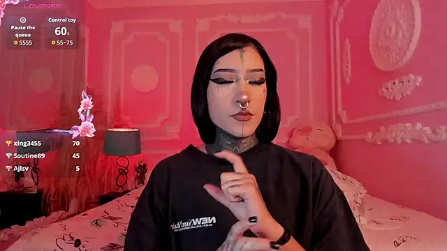 Kat_VonDe webcam