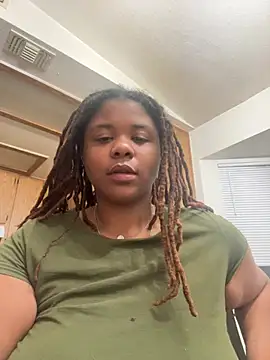 HEARTBREAKBRE webcam