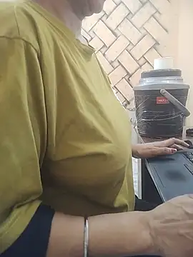 MeenuBhabhi547 webcam