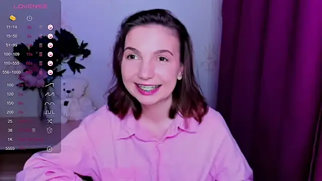 KindHazelHere_ webcam