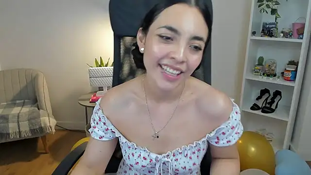 _BellaEvans_ webcam