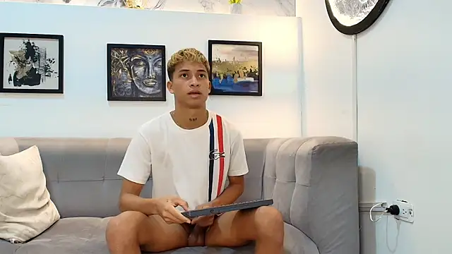 GOLD_BOYS webcam