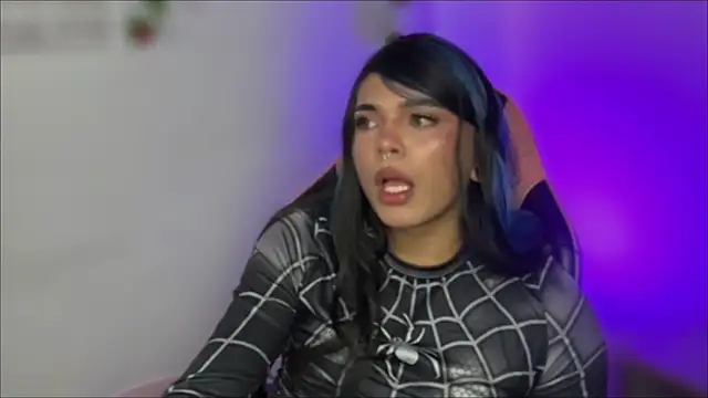 Maki_XOXO webcam