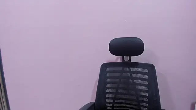 HeidiLune webcam
