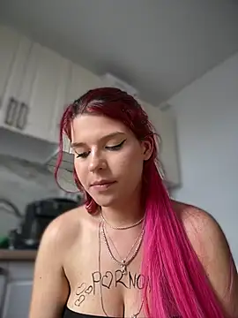 RiriRoseey webcam