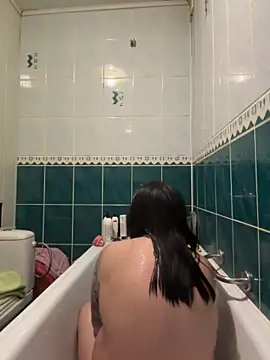 Naughtbaby_2025 webcam