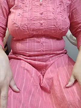 SexybeboX webcam