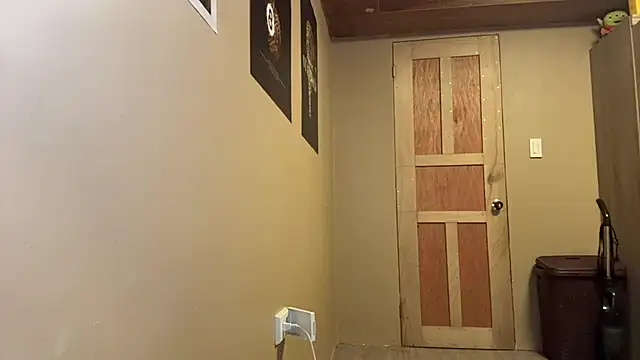 AnnieHoroschak webcam