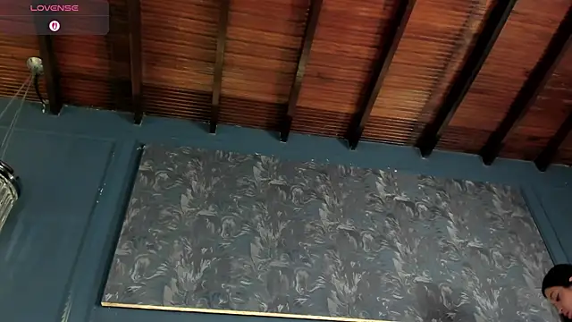 MiaKay1 webcam